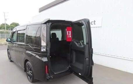 Honda Stepwgn IV, 2021 год, 2 190 000 рублей, 36 фотография