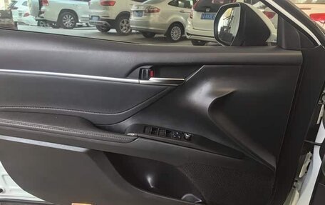 Toyota Camry, 2022 год, 1 700 230 рублей, 6 фотография