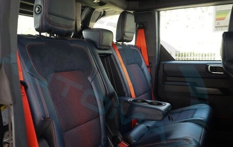 Ford Bronco, 2025 год, 15 700 000 рублей, 10 фотография