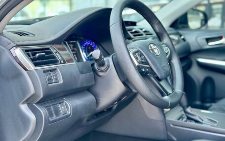 Toyota Camry, 2016 год, 1 630 000 рублей, 6 фотография