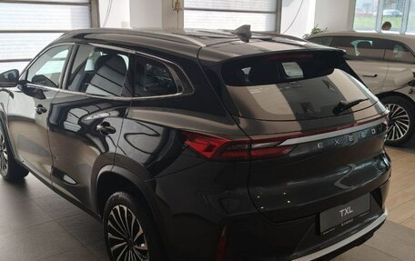 CheryExeed TXL, 2025 год, 3 930 000 рублей, 3 фотография