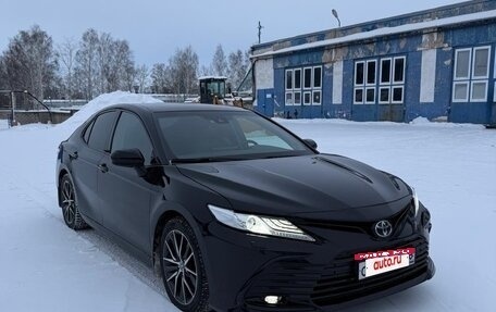 Toyota Camry, 2021 год, 3 000 000 рублей, 4 фотография