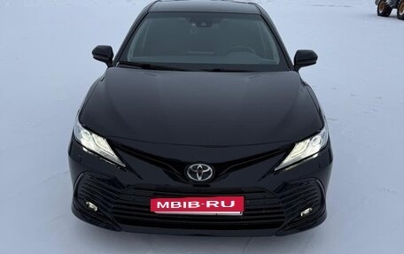 Toyota Camry, 2021 год, 3 000 000 рублей, 3 фотография