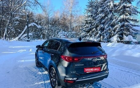 KIA Sportage IV рестайлинг, 2018 год, 1 799 000 рублей, 5 фотография