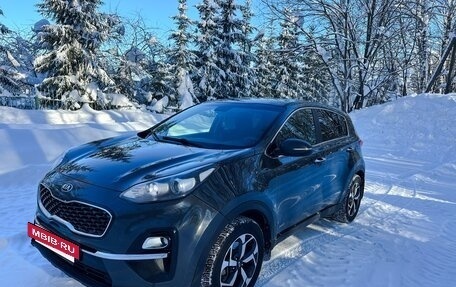 KIA Sportage IV рестайлинг, 2018 год, 1 799 000 рублей, 3 фотография