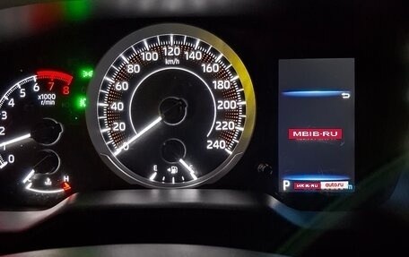 Toyota Corolla, 2021 год, 2 250 000 рублей, 10 фотография