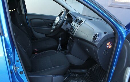 Renault Sandero II рестайлинг, 2016 год, 945 000 рублей, 6 фотография