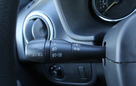 Renault Sandero II рестайлинг, 2016 год, 945 000 рублей, 12 фотография