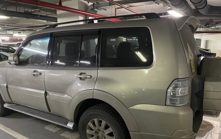 Mitsubishi Pajero IV, 2013 год, 2 300 000 рублей, 3 фотография