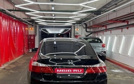 Honda Accord IX рестайлинг, 2013 год, 1 590 000 рублей, 4 фотография