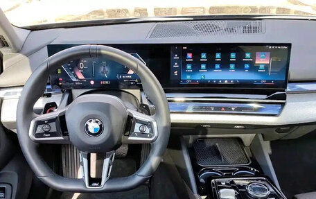 BMW 5 серия, 2024 год, 5 964 099 рублей, 7 фотография