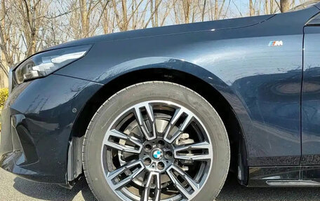 BMW 5 серия, 2024 год, 5 964 099 рублей, 9 фотография