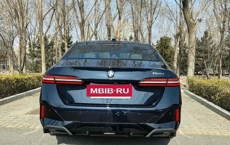 BMW 5 серия, 2024 год, 5 964 099 рублей, 4 фотография