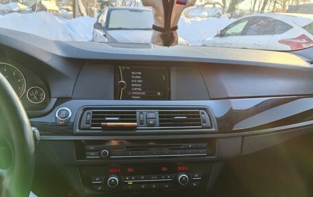 BMW 5 серия, 2011 год, 2 400 000 рублей, 11 фотография