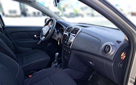 Renault Logan II, 2014 год, 690 000 рублей, 11 фотография