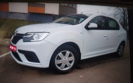 Renault Logan II, 2020 год, 850 000 рублей, 1 фотография