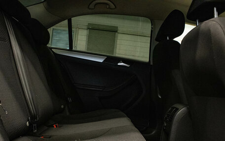 Volkswagen Jetta VI, 2012 год, 999 000 рублей, 11 фотография