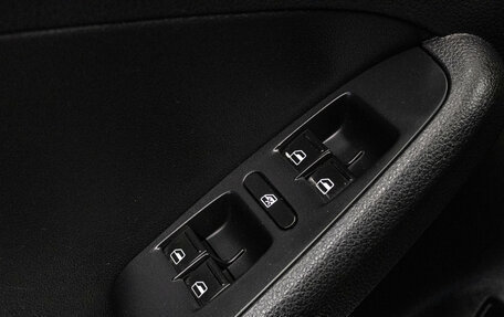 Volkswagen Jetta VI, 2012 год, 999 000 рублей, 13 фотография