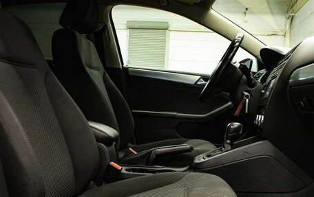 Volkswagen Jetta VI, 2012 год, 999 000 рублей, 12 фотография