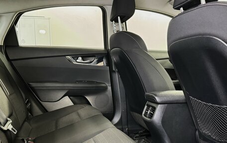 KIA Cerato IV, 2019 год, 1 630 000 рублей, 6 фотография