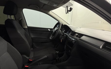 Skoda Rapid I, 2017 год, 1 150 000 рублей, 10 фотография