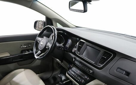 KIA Carnival III, 2018 год, 2 770 000 рублей, 10 фотография