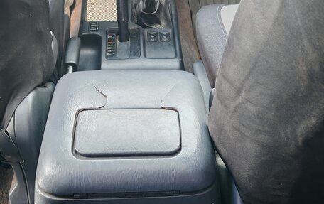 Toyota Land Cruiser Prado 90 рестайлинг, 1997 год, 800 000 рублей, 21 фотография