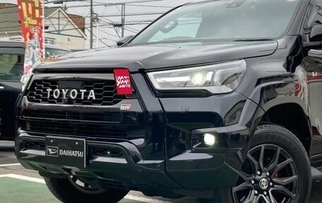 Toyota Hilux VIII, 2024 год, 4 640 000 рублей, 2 фотография