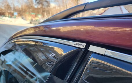 Mitsubishi Grandis, 2004 год, 855 000 рублей, 4 фотография