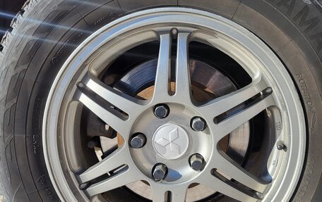 Mitsubishi Grandis, 2004 год, 855 000 рублей, 20 фотография