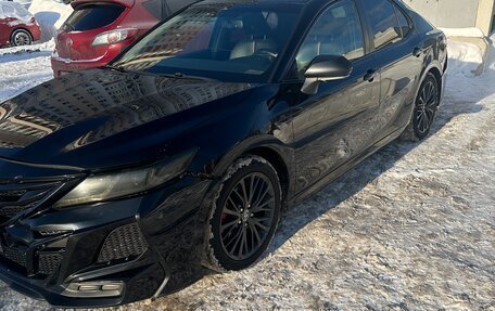 Toyota Camry, 2019 год, 2 490 000 рублей, 3 фотография