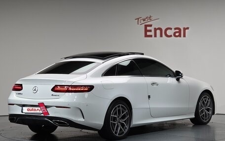 Mercedes-Benz E-Класс, 2023 год, 4 950 000 рублей, 3 фотография