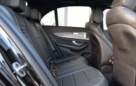 Mercedes-Benz E-Класс, 2020 год, 4 740 000 рублей, 29 фотография