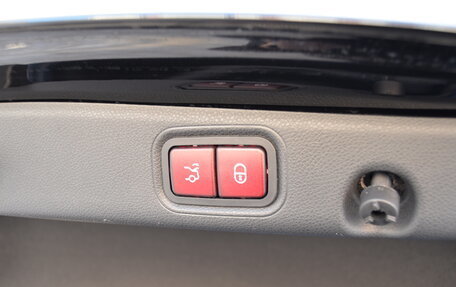 Mercedes-Benz E-Класс, 2020 год, 4 740 000 рублей, 38 фотография