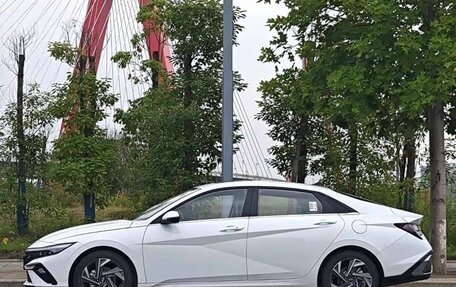 Hyundai Elantra, 2024 год, 1 979 000 рублей, 6 фотография