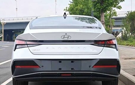 Hyundai Elantra, 2024 год, 1 979 000 рублей, 7 фотография