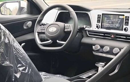 Hyundai Elantra, 2024 год, 1 979 000 рублей, 8 фотография