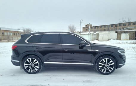 Volkswagen Touareg III, 2021 год, 5 700 000 рублей, 8 фотография