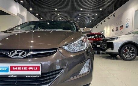 Hyundai Elantra V, 2015 год, 1 400 000 рублей, 9 фотография