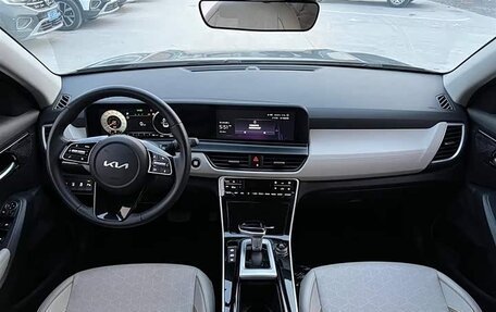 KIA Seltos I, 2023 год, 2 200 000 рублей, 12 фотография