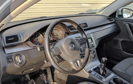 Volkswagen Passat B7, 2012 год, 1 050 000 рублей, 16 фотография