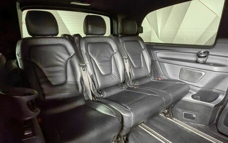 Mercedes-Benz V-Класс, 2019 год, 4 850 000 рублей, 16 фотография