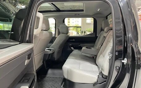 Toyota Tundra, 2023 год, 7 500 275 рублей, 24 фотография