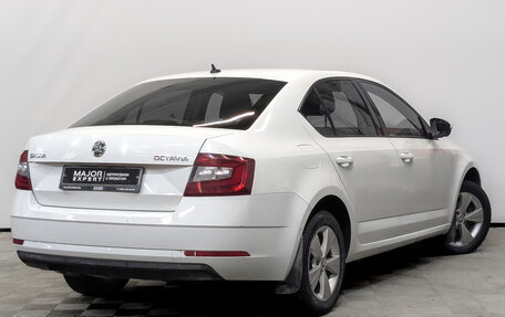 Skoda Octavia, 2018 год, 1 890 000 рублей, 5 фотография