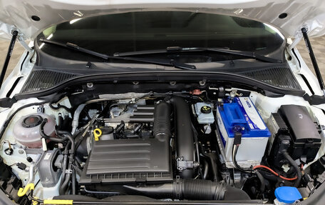 Skoda Octavia, 2018 год, 1 890 000 рублей, 9 фотография