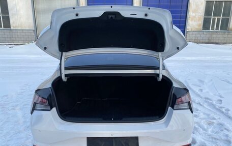 Hyundai Elantra, 2022 год, 1 670 000 рублей, 16 фотография