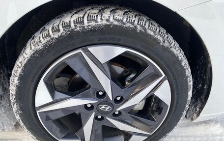 Hyundai Elantra, 2022 год, 1 670 000 рублей, 17 фотография