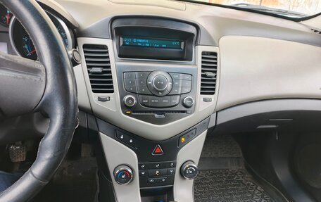 Chevrolet Cruze II, 2012 год, 628 000 рублей, 8 фотография