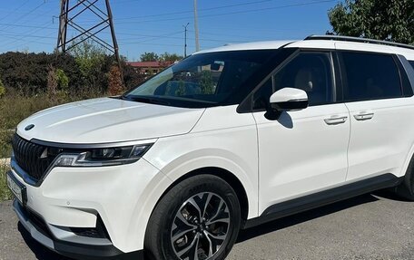 KIA Carnival, 2021 год, 2 200 000 рублей, 3 фотография