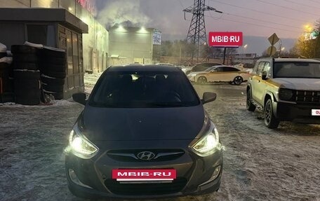 Hyundai Solaris II рестайлинг, 2013 год, 690 000 рублей, 7 фотография